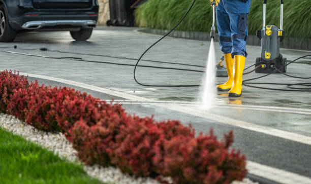 Best Garage Pressure Washing  in Elgin, TX